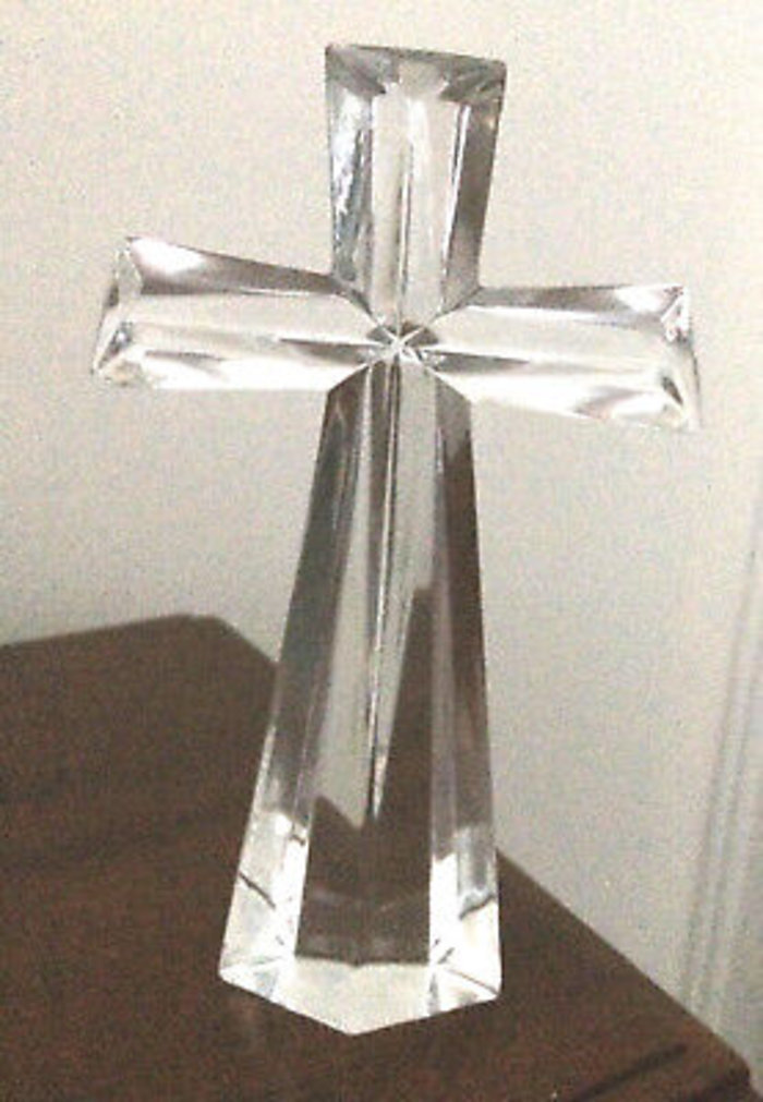 Large Crystal Cross