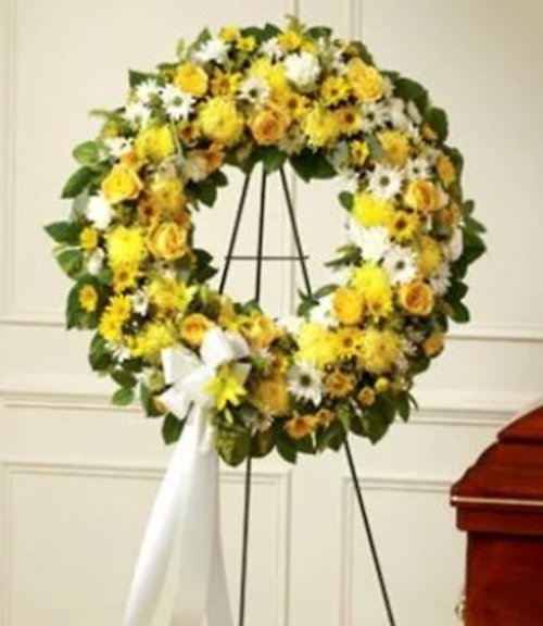 Yellow & White Mixed Wreath